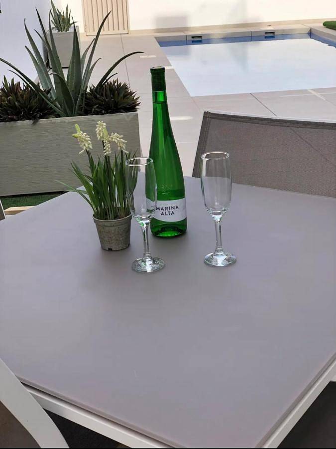 Villa pour 6 personnes, avec vue sur le lac et piscine ainsi que vue et jardin à Guardamar del Segura - 4