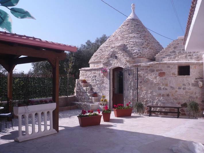 B&b per 2 persone, con Terrazza e Giardino nonché Piscina e Panorama a Castellana Grotte