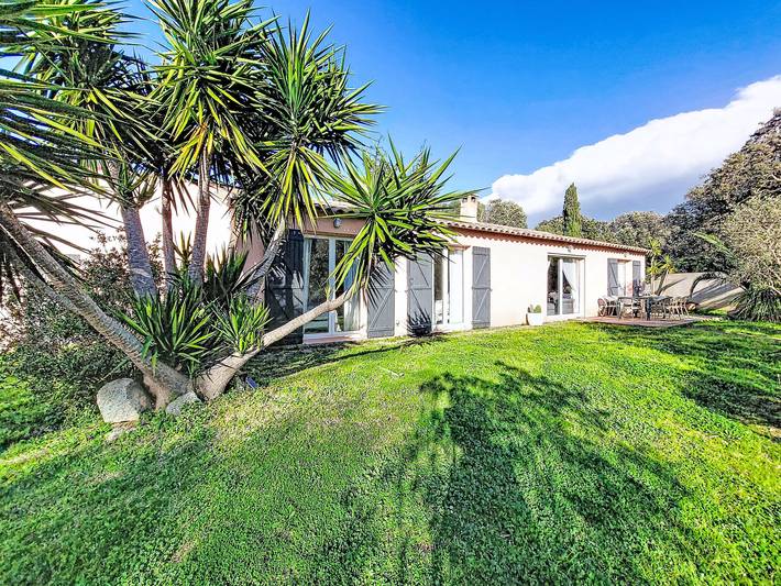 Location de vacances pour 8 personnes, avec terrasse et jardin à Figari - 4