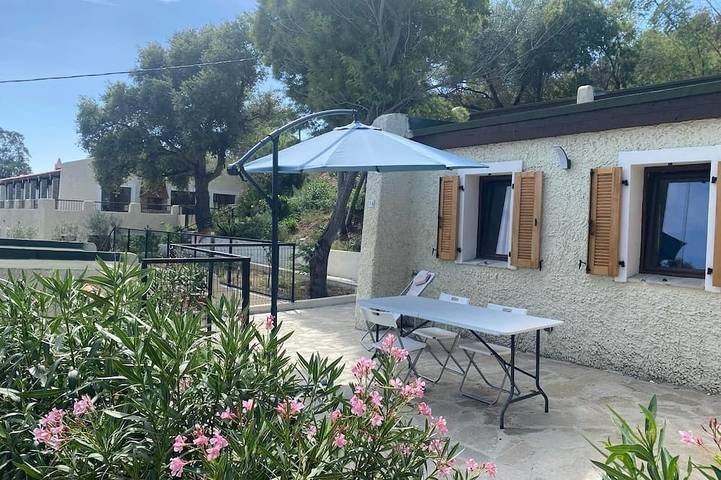 Maison de vacances pour 4 personnes, animaux acceptés dans Cavalière