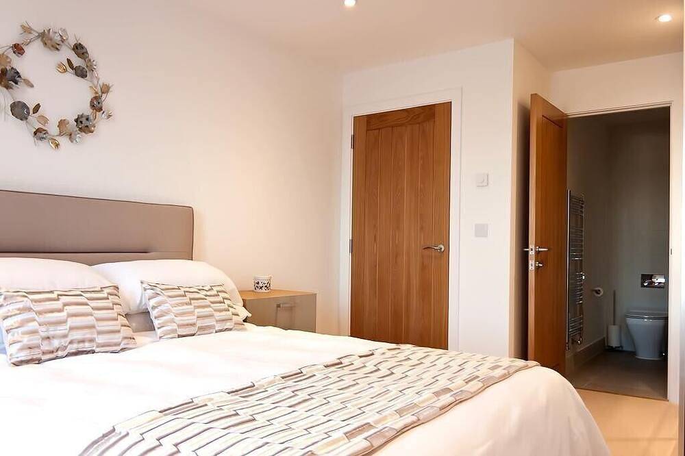 Entire apartment, 2 Bed - Leeward House by Pureserviced in Plymouth, South West England