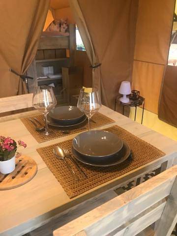 Camping pour 5 personnes, avec piscine en Camargue - 3