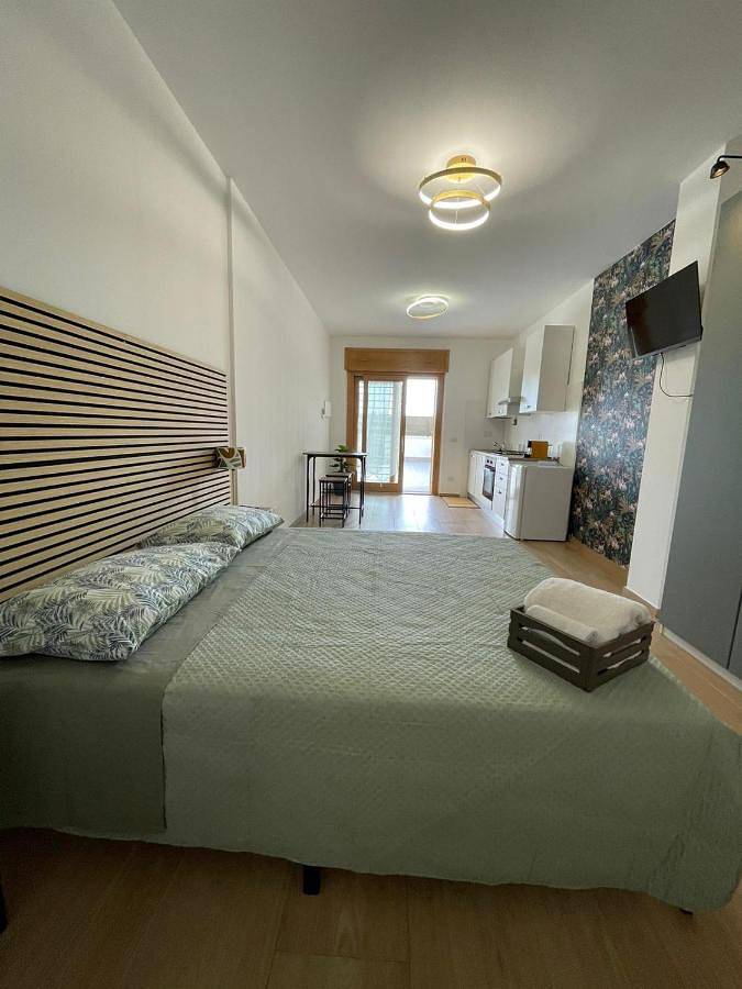 House 421 in Casal Morena, Roma
