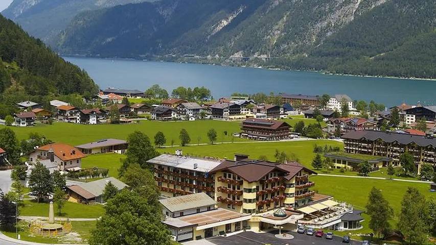 Gîte pour 2 personnes, avec jardin ainsi que piscine et sauna à Pertisau