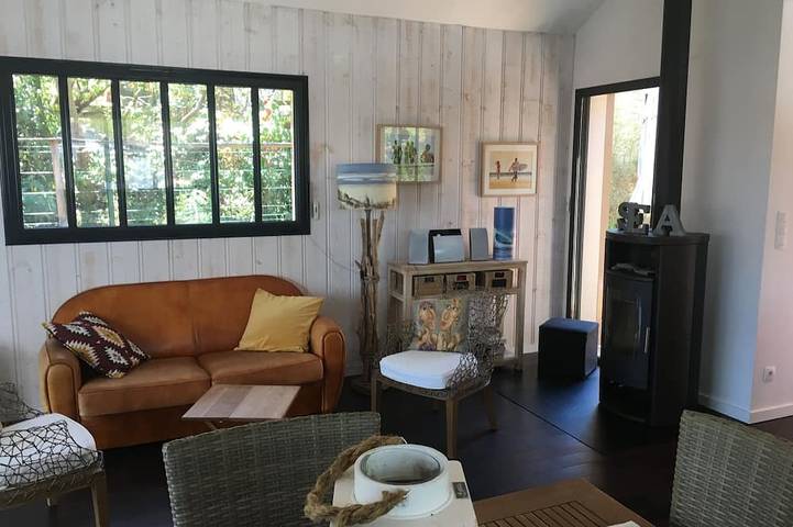 Villa Lacanaulaise 600 m zum Strand, 3 Sz, ideal für Urlaub mit Familie oder Freunden in Lacanau Ocean, Lacanau