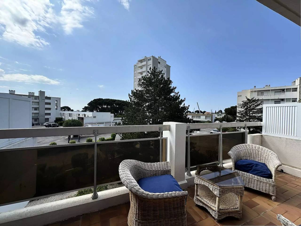 Studio entier, Studio climatisé pour 4 personnes à 50 m de la plage situé aux Salins d'Hyères in Hyeres, Parc national de Port-Cros