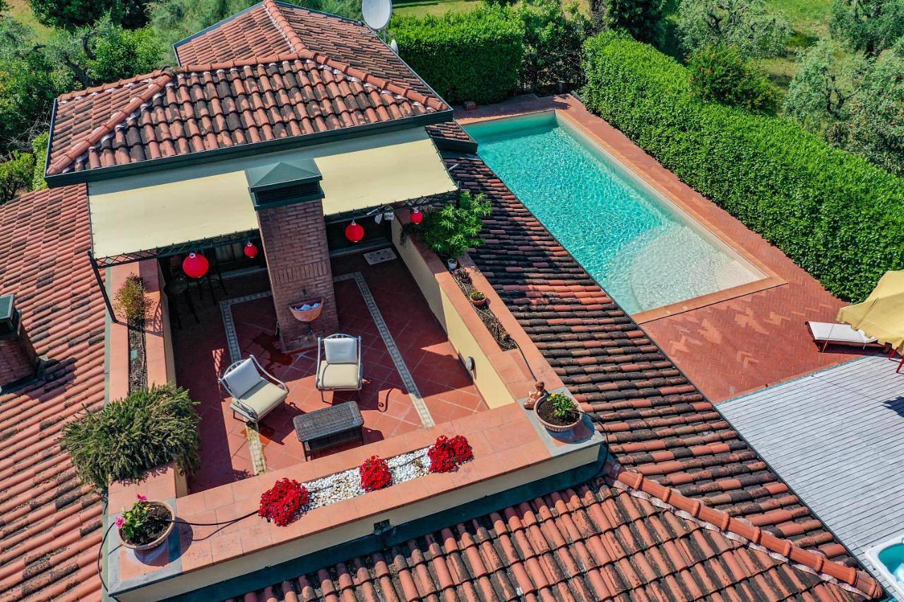 Villa Artemisia, Porzione di villa, luxury vila in Padenghe sul Garda, Prealpi Gardesane