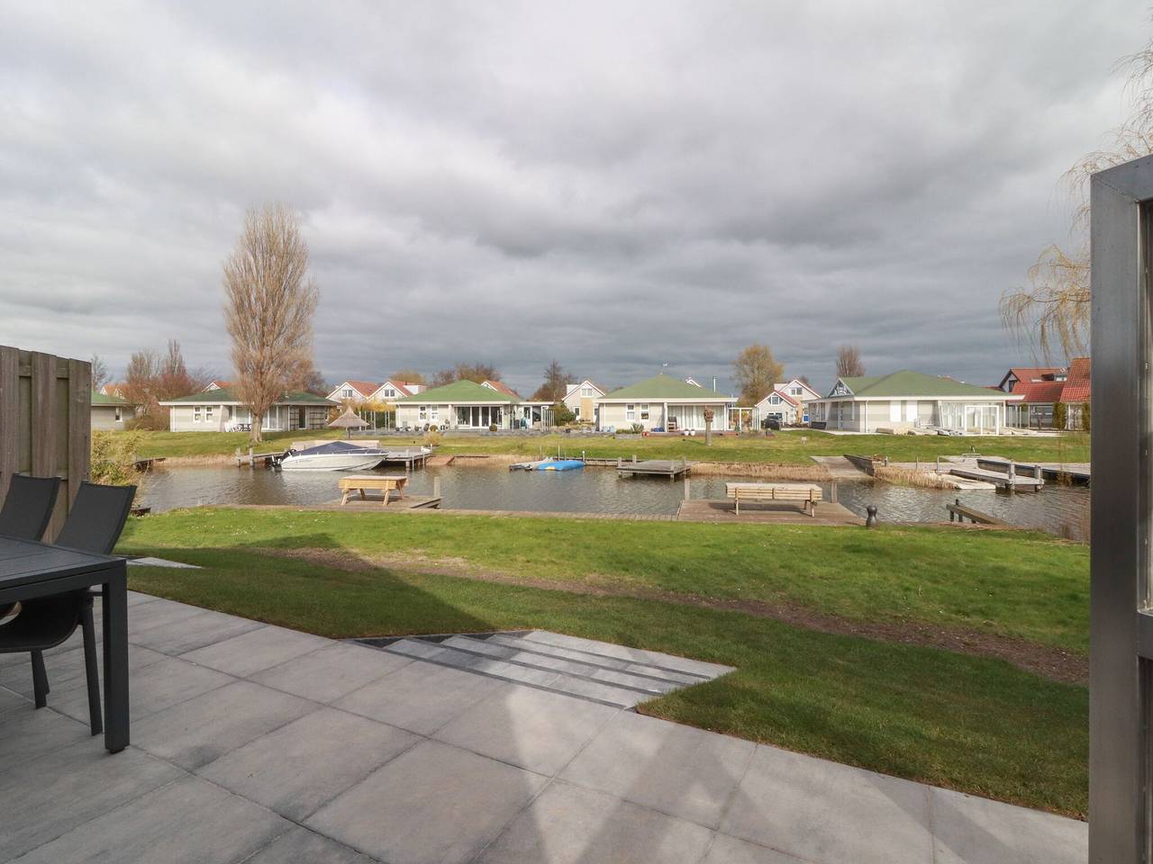 Ferienhaus in einem Ferienpark in Friesland in Makkum, Ijsselmeer
