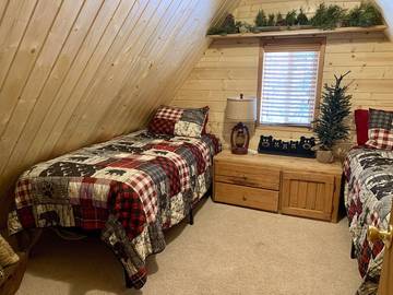 Log Cabin for 5 Guests in Brian Head, Iron County (UT), Picture 3