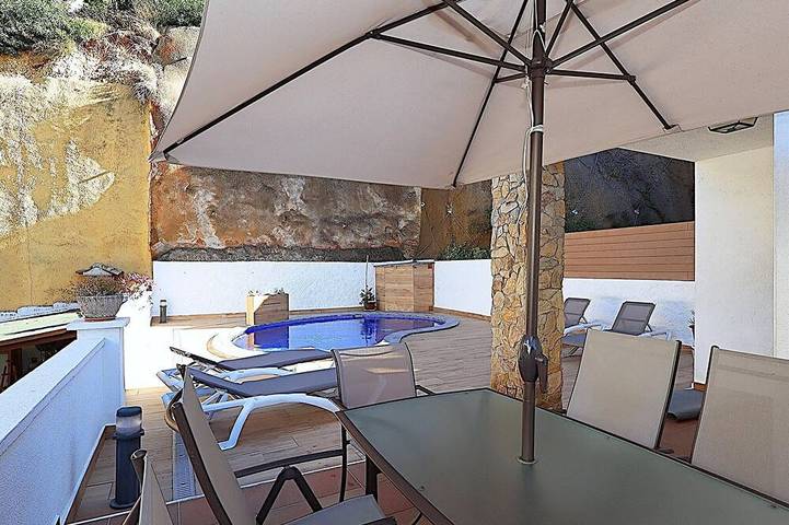 Gîte pour 6 personnes, avec jardin, animaux acceptés