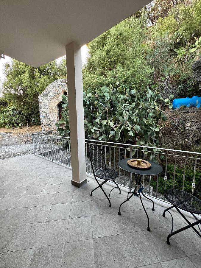 Gîte pour 6 personnes, avec vue et balcon à Scalea - 4