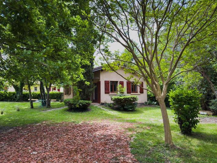 Location de vacances pour 5 personnes, avec vue et jardin à Rieux-de-Pelleport - 2