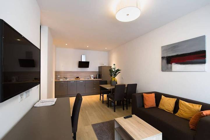 Apartmenthotel für 3 Personen, mit Balkon - 1