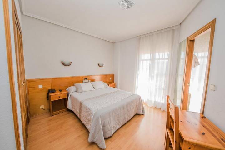 Maison d’hôte pour 3 personnes, avec vue, animaux acceptés à Soria - 2