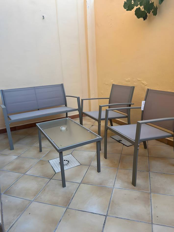 Maison de vacances "Résidence Orizzonti App N 3" avec terrasse privée et A/C in Quinta Spiaggia, Golfo Aranci