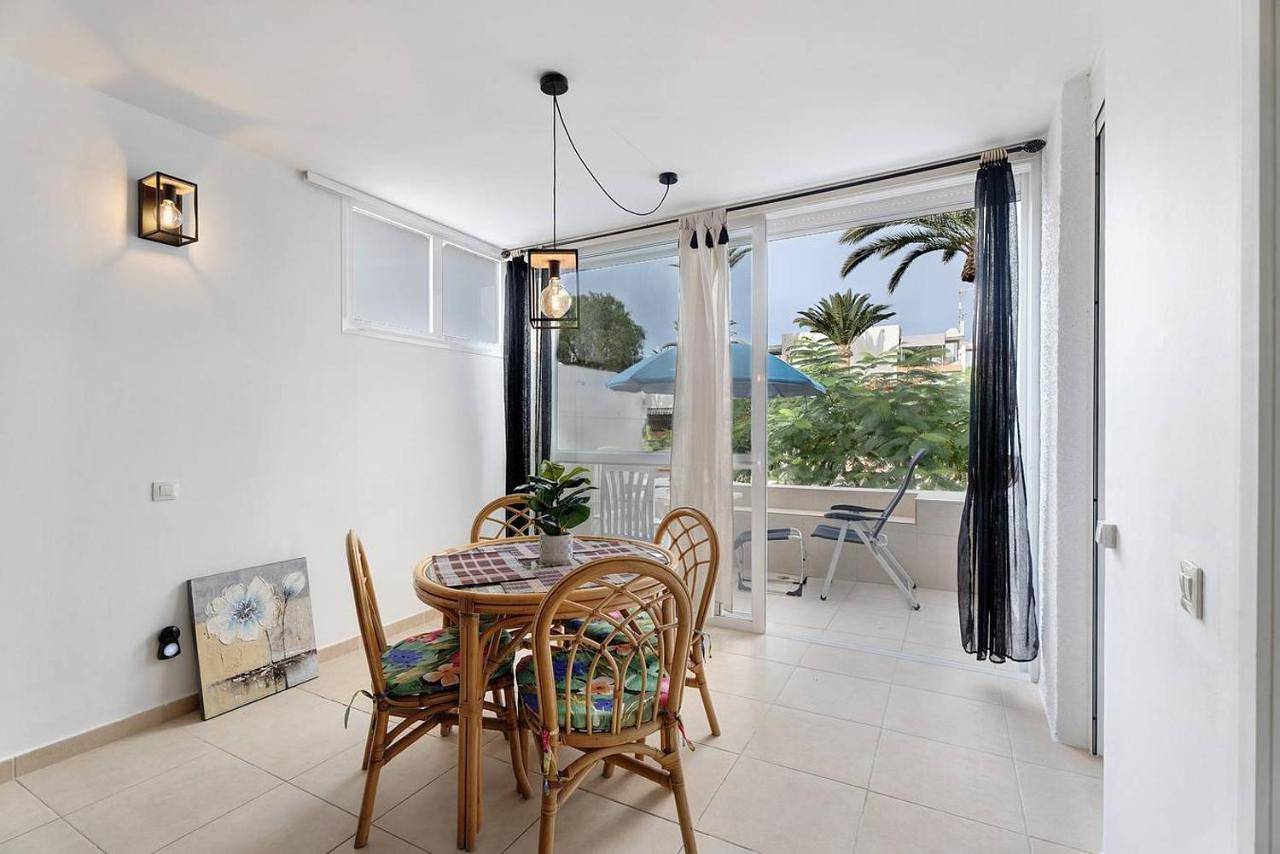 Apartment with Garden View in Costa del Silencio, Arona