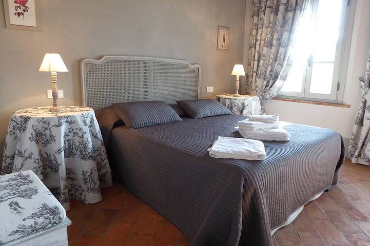 Una Lussuosa Villa In Stile Toscano Con Una Meravigliosa Piscina Privata in Altopascio, Provincia di Lucca