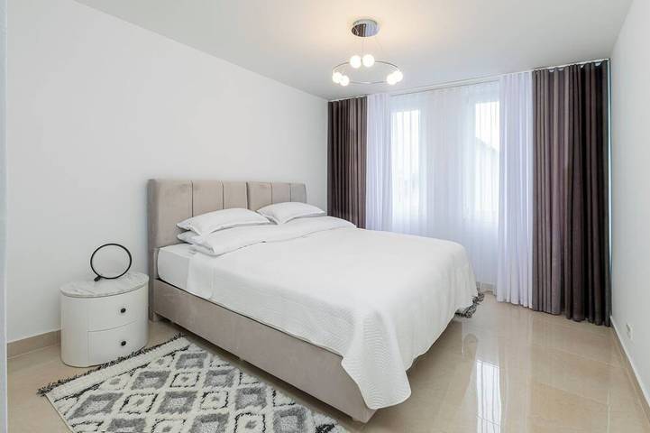 Villa für 7 Personen, mit Garten und Terrasse sowie Whirlpool in Brandenburg - 4