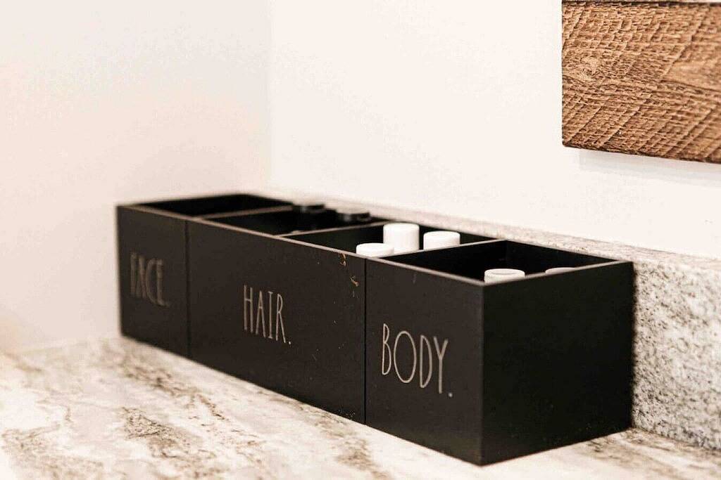 Ganze Wohnung, Luxury Corner Condo ~ Walk to Old City in Knoxville, Knox County (TN)