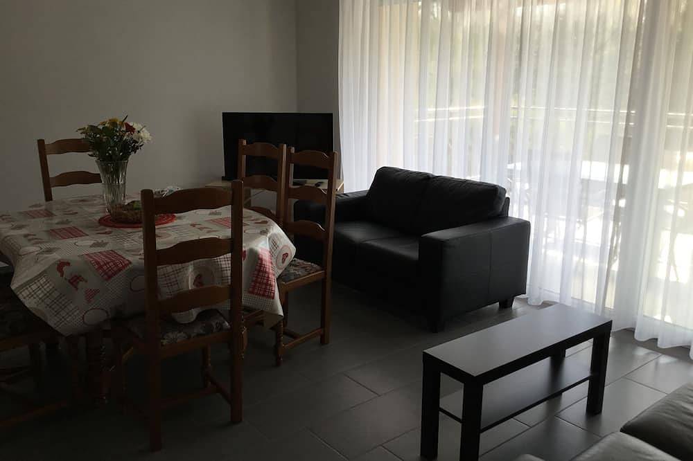 Appartement une chambre à coucher neuf à 10 Minutes de Strasbourg au calme in La Wantzenau, Région de Strasbourg