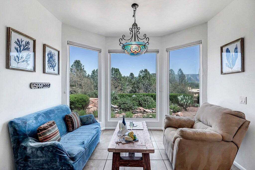 Experience luxury at the Sedona Last Wagon Estate, a stunning 3-bedroom retreat in West Sedona. in Sedona, Oak Creek Canyon