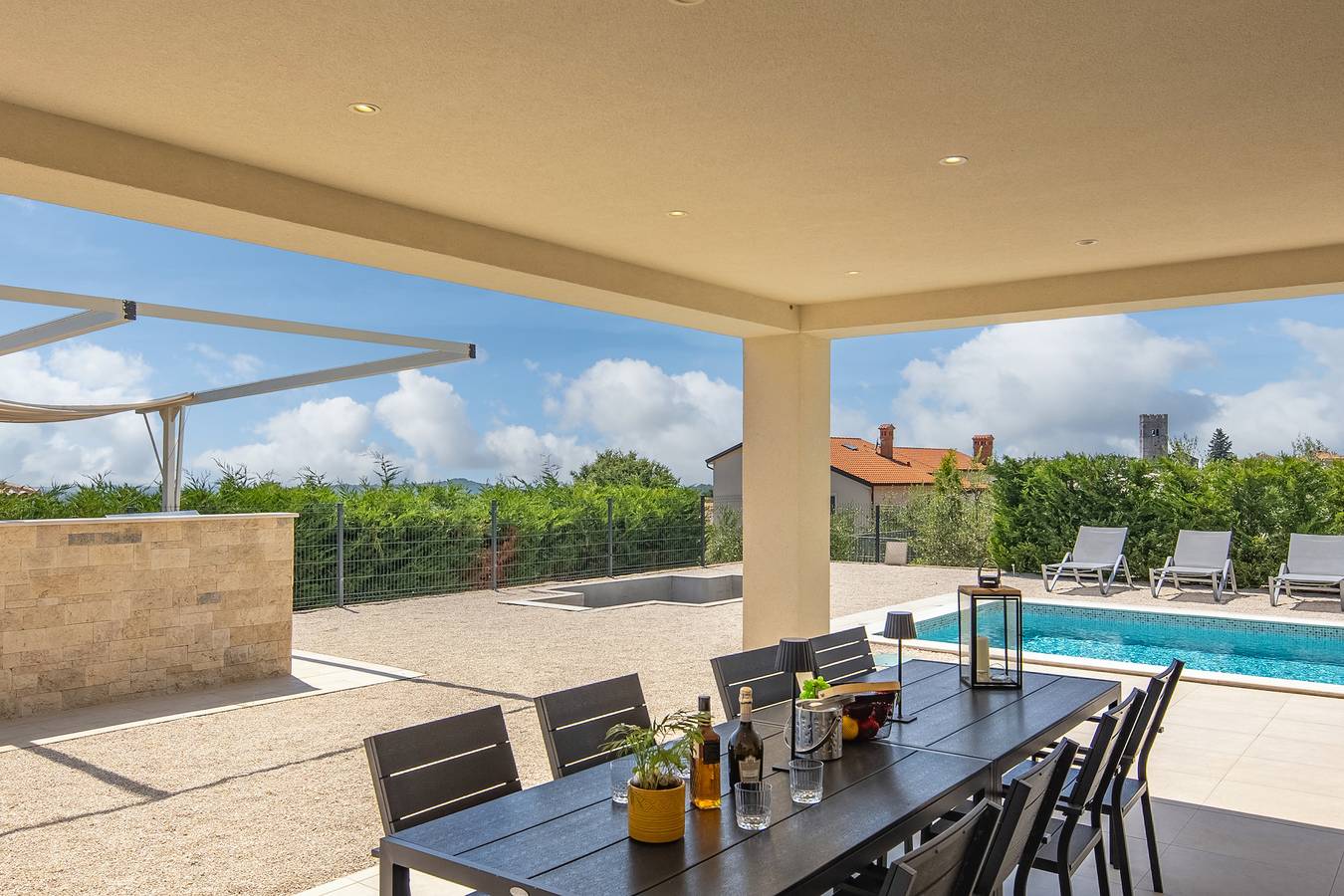 Villa Ivona di San Lorenzo Private Pool in Sveti Lovreč Pazenatički, Centraal Istrië