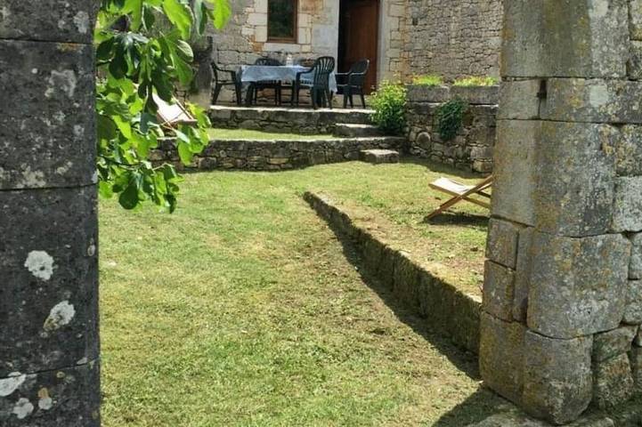 Gîte pour 6 personnes, avec jardin - 1