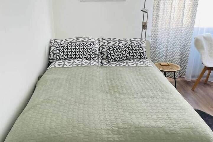 Appartement entier, Studio near Messe Basel/ Euroairport/ De/Fr in Saint-Louis, Région de Mulhouse
