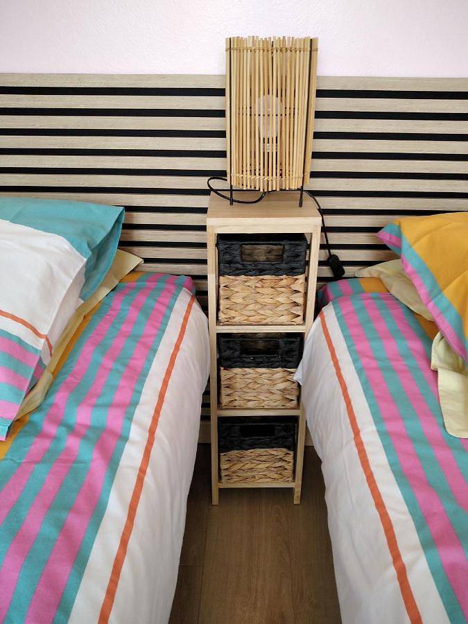 Location de vacances pour 2 personnes, avec terrasse et jardin à Rouillon - 2