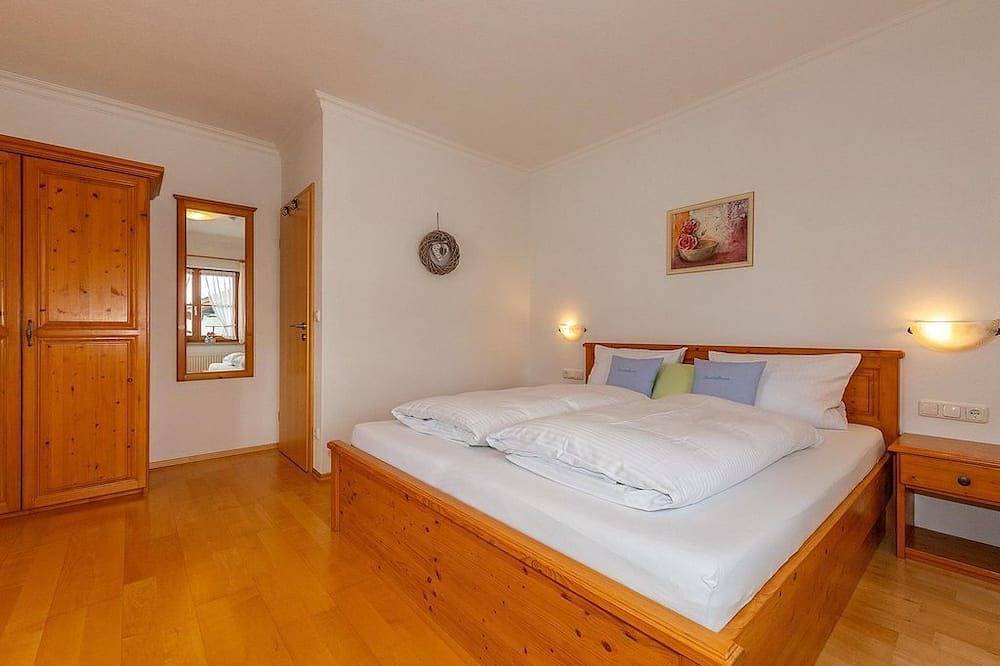 Ganze Wohnung, \"Wetterstein\" - Fewo/1 Schlafraum/Bad, Wc - Alpensonne, Ferienhaus in Mittenwald, Bayerische Alpen