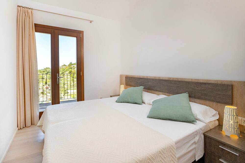Can Jordi - Villa with seaview in Galilea, Puigpuñent