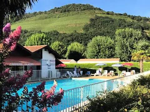 Mobilhome pour 6 Personnes in Ascarat, Région de Bayonne