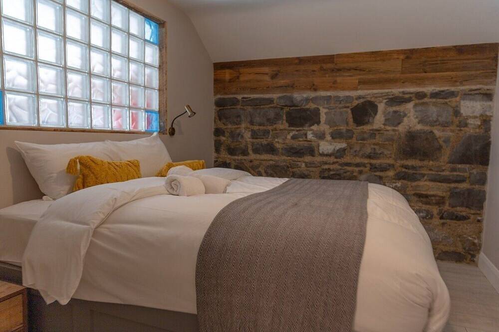 Entire apartment, No. 3 The Stone House at Alensgrove in County Kildare