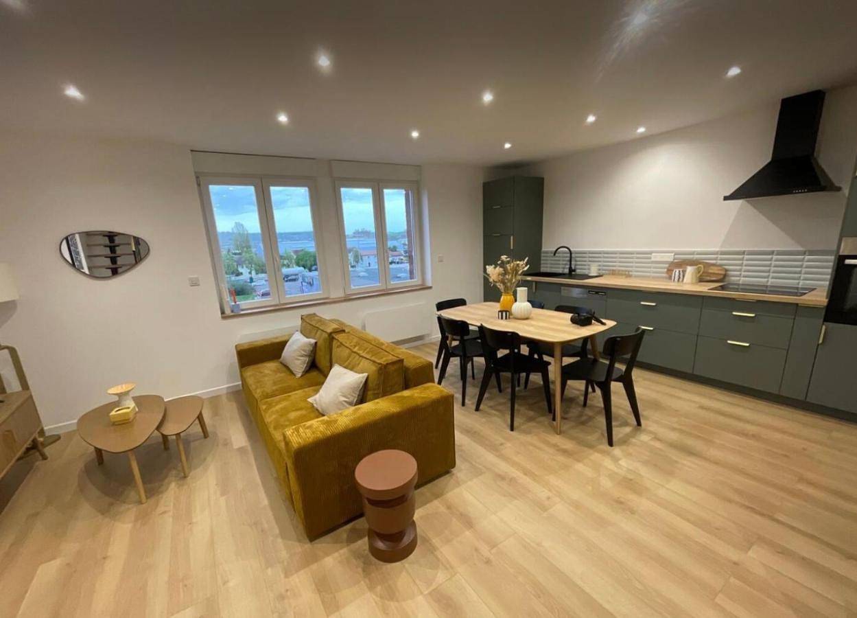 Appartement entier, Two-Bedroom Apartment in Champigneulles, Région de Nancy