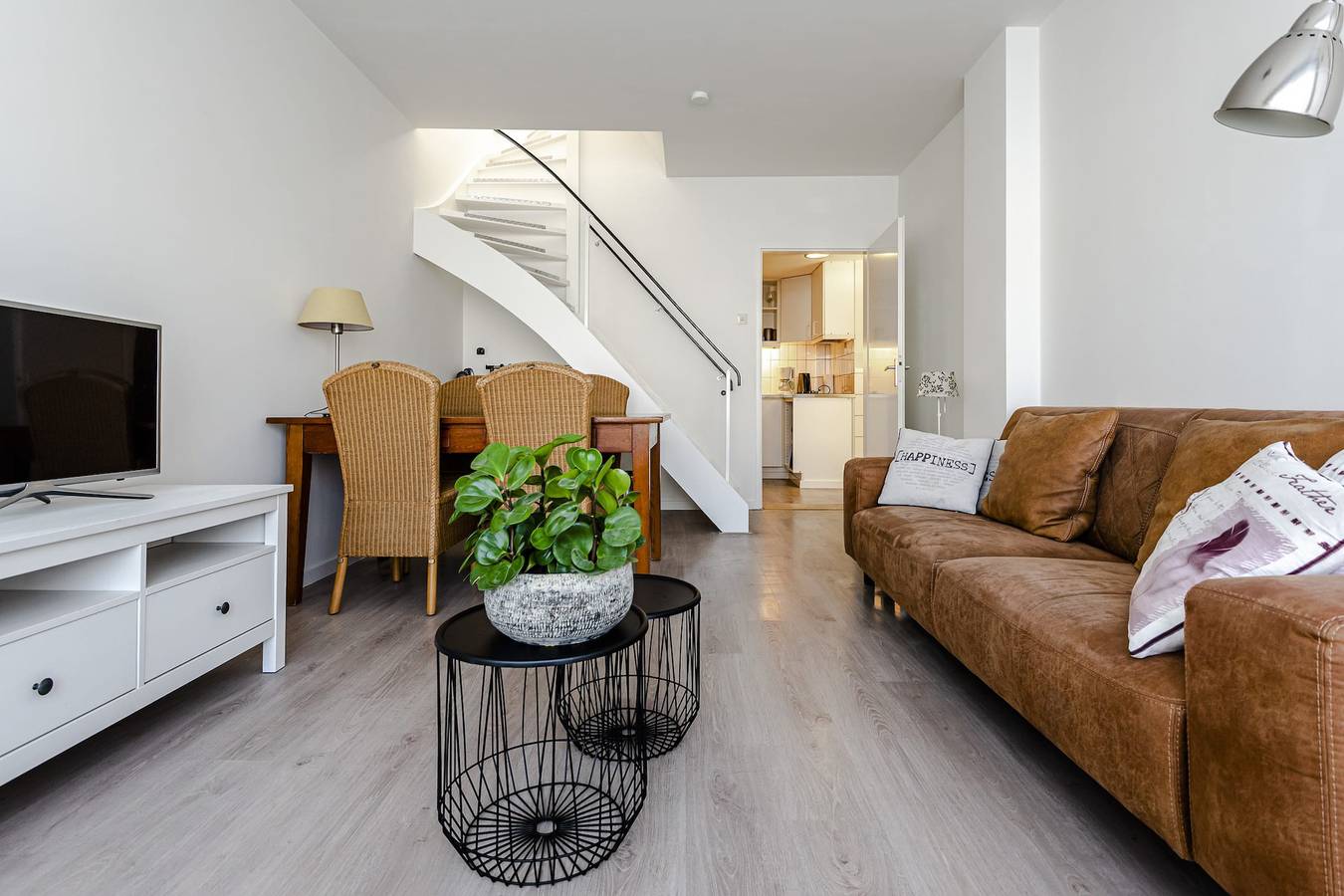 Entire apartment, De Jacobsschelp Zandvoort with free parking in Zandvoort, North Sea Netherlands