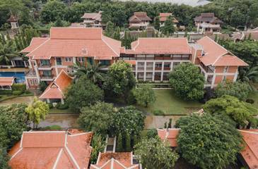 Hôtel pour 2 personnes, avec jardin ainsi que vue et piscine à Chiang Mai