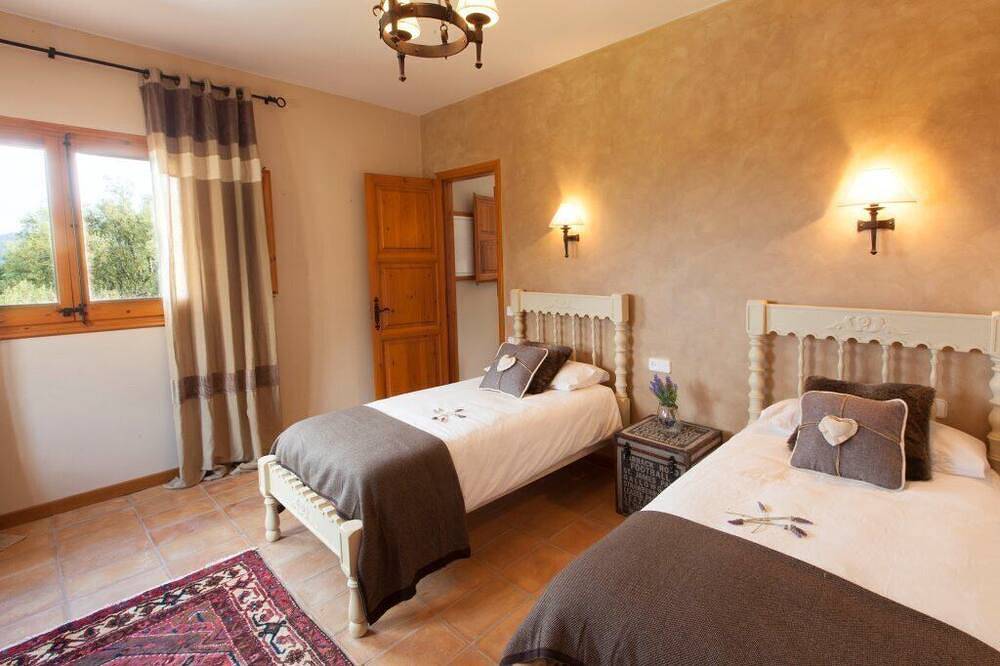 Masia Cal Agusti Luxury Villa Costa Brava con piscina privada in Tordera, Costa del Maresme