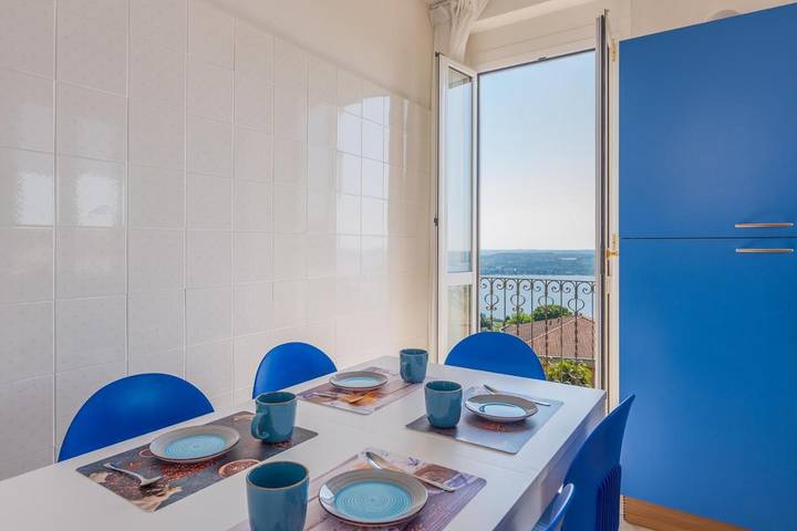 Gîte pour 6 personnes, avec jardin ainsi que vue sur le lac et vue dans Massino Visconti - 2