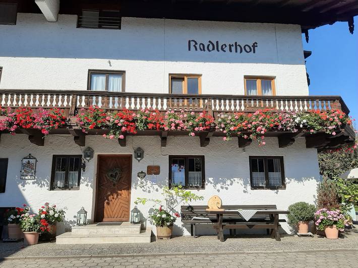 Pension für 4 Personen, mit Seeblick und Garten am Chiemsee - 2