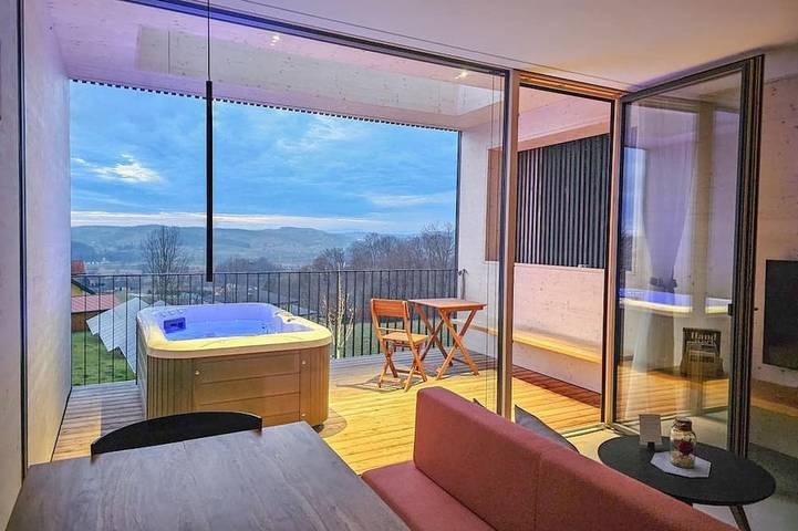 Ferienwohnung für 2 Personen, mit Whirlpool und Balkon - 1