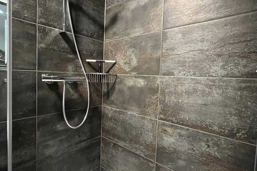 Geheel appartement, Apartment Blue Tropic Retreat in Linz, Linz - Wels