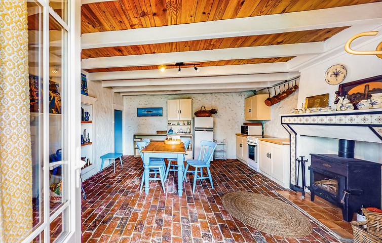 Maison de vacances pour 4 personnes, avec terrasse, adapté aux familles en Charente - 2