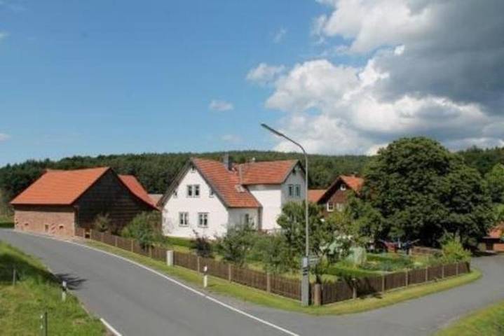 Ferienhaus für 4 Personen, mit Balkon und Garten sowie Seeblick und Ausblick im Odenwald - 4