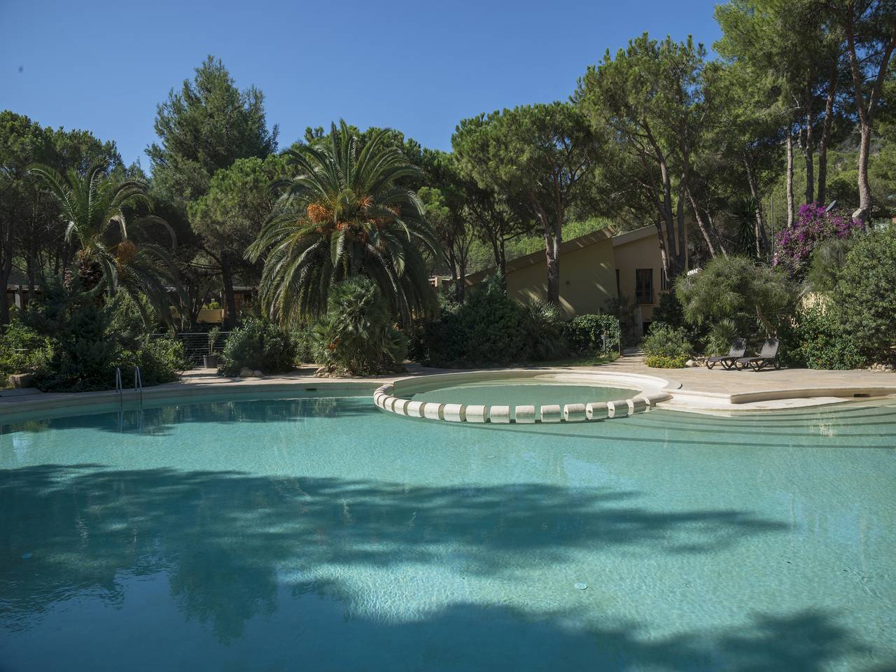 Appartement entier, Résidence avec piscine près de la mer in Santa Margherita di Pula, Région de Pula