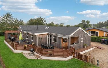 Ferienhaus für 10 Personen, mit Terrasse und Garten sowie Sauna, mit Haustier in Diernæs