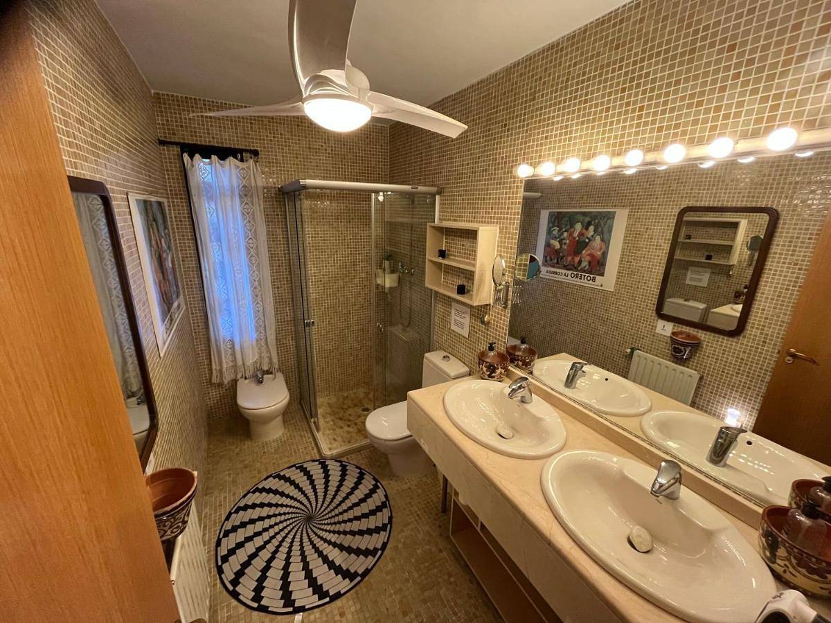 Double Room with Shared Bathroom in El Barrio, San Juan Playa (Alicante)