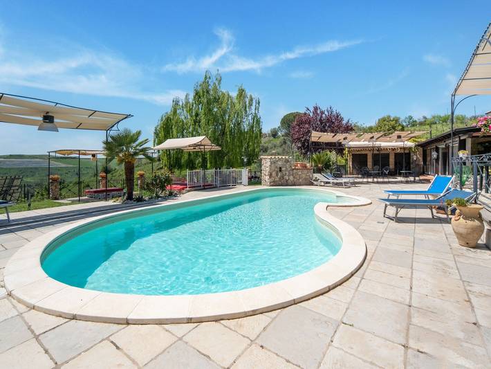 Villa en Monterotondo con Piscina y Vistas in Monterotondo, Provincia de Roma