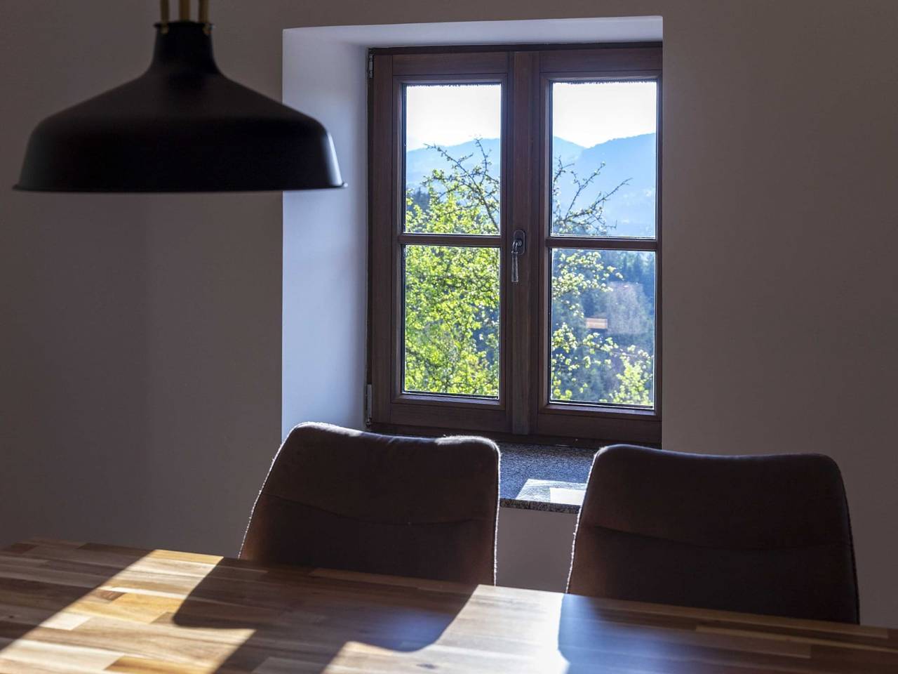 Mountain View Villa with Sauna and Hot-Tub - Three Bedroom Villa with Sauna and Hot-Tub in Karavanke in Pohorje, Slovenj Gradec