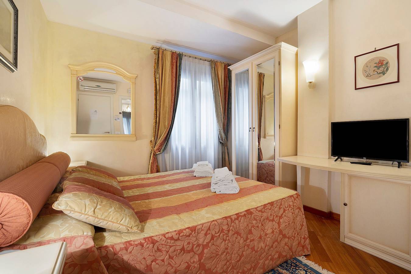 Marco Polo – Elegantes Zimmer im Zentrum von Venedig nahe Biennale & Markusplatz in Venedig, Venedig Provinz