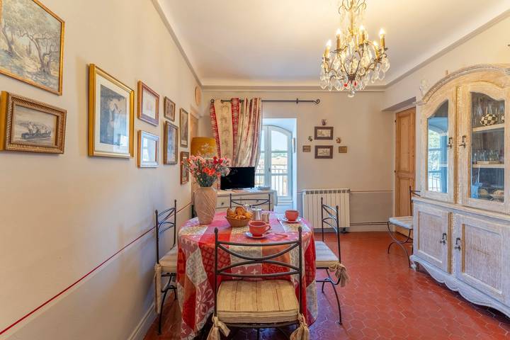 Appartamento intero, Vista sul Palazzo dei Papi – Elegante appartamento climatizzato nel cuore di Avignone in Avignone, Vaucluse